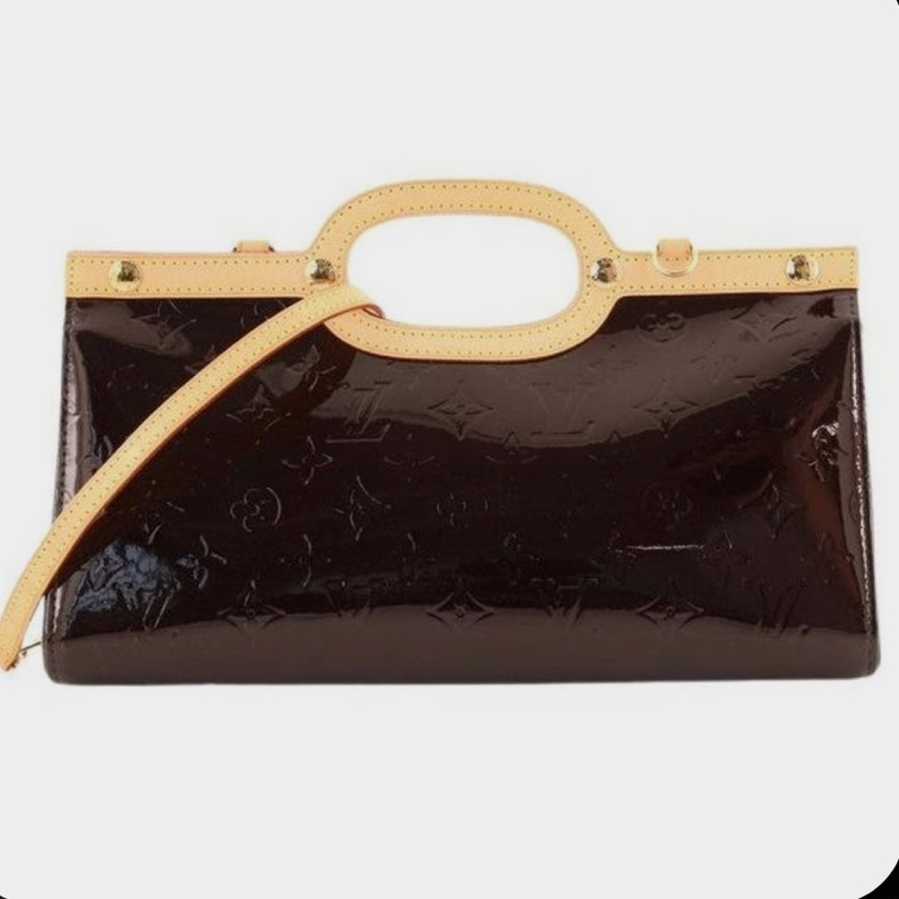 Louis Vuitton Amarante Monogram Vernis Roxbury Drive Bag